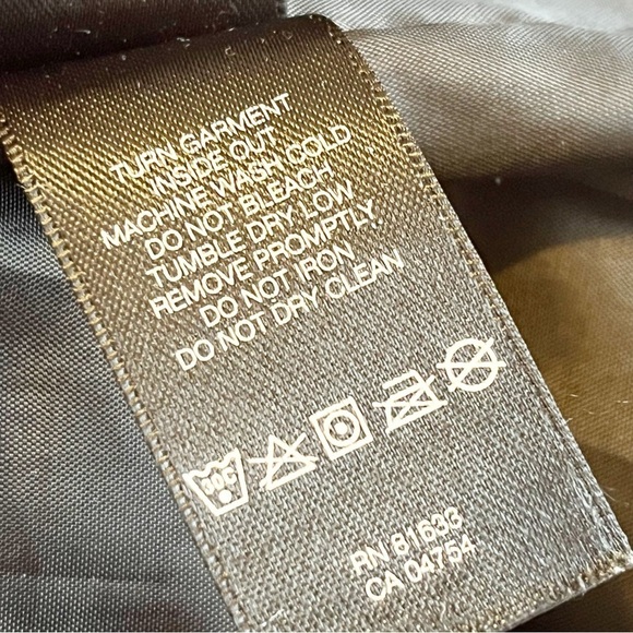 Kenneth Cole Women’s Blue Puffer Vest Sz L Fall Winter Outdoor Ski Skate - Picture 8 of 9